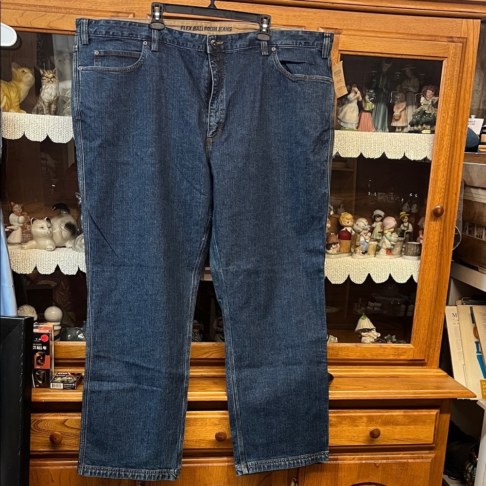 Duluth Trading Co Relaxed Fit Dark Blue Jeans